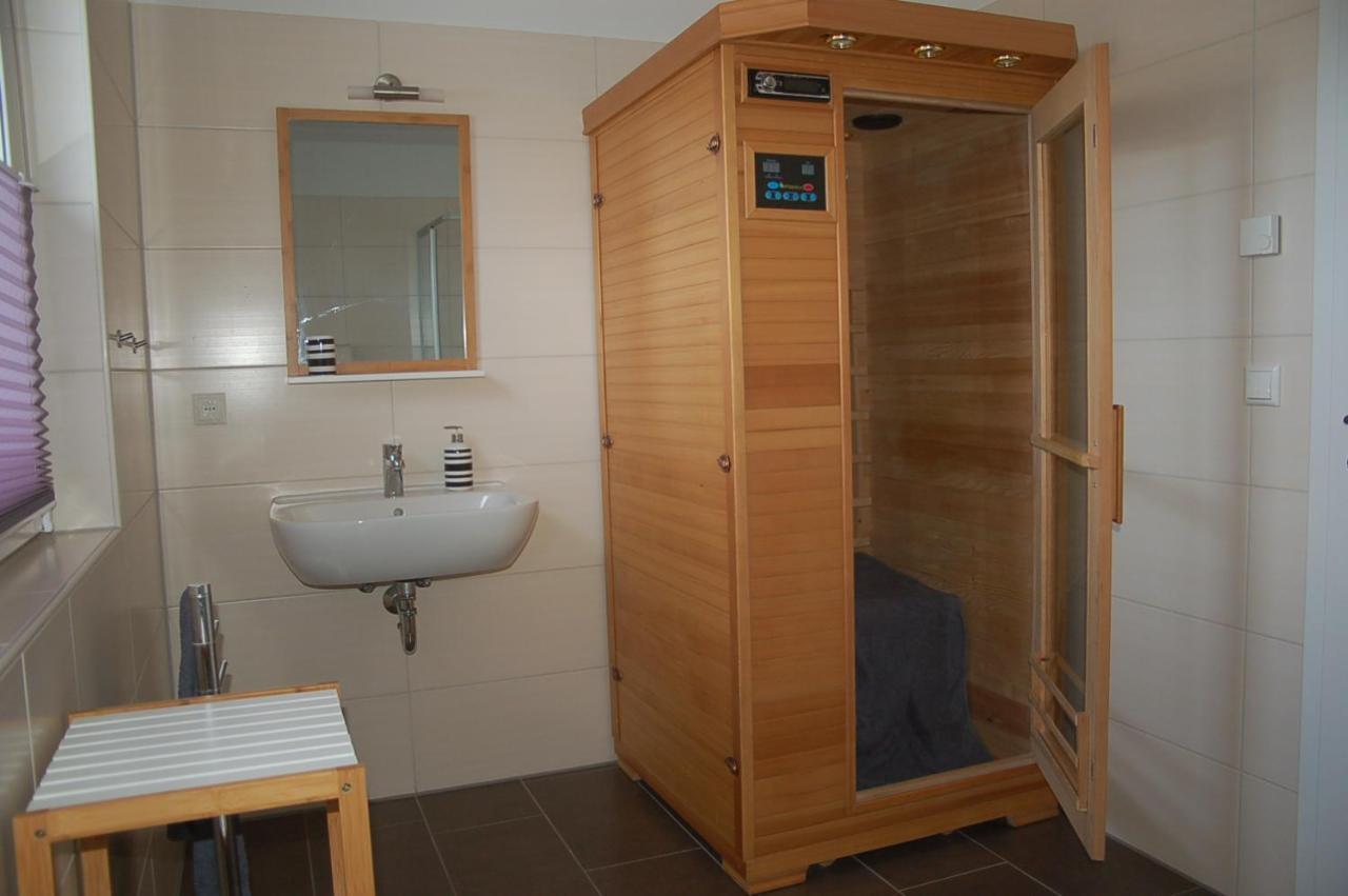 Behagliches Ferienhaus Zaunkoenig -Mit Kamin Und Sauna Tanne Zewnętrze zdjęcie