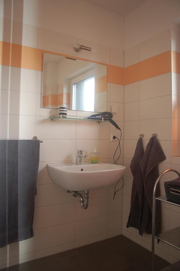 Behagliches Ferienhaus Zaunkoenig -Mit Kamin Und Sauna Tanne Zewnętrze zdjęcie