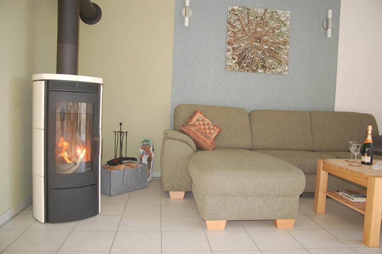Behagliches Ferienhaus Zaunkoenig -Mit Kamin Und Sauna Tanne Zewnętrze zdjęcie